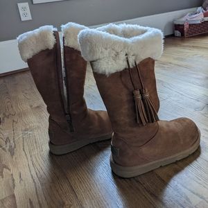 UGG 1894 plumdale boots size 5
